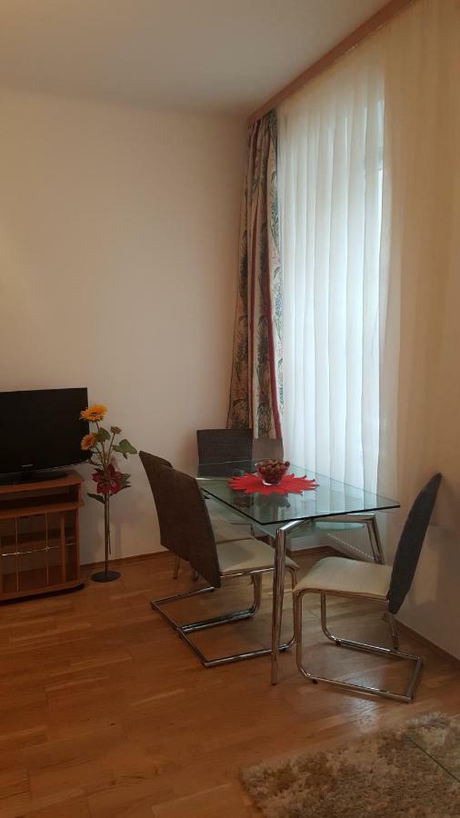 Haberlgasse Apartment เวียนนา ภายนอก รูปภาพ